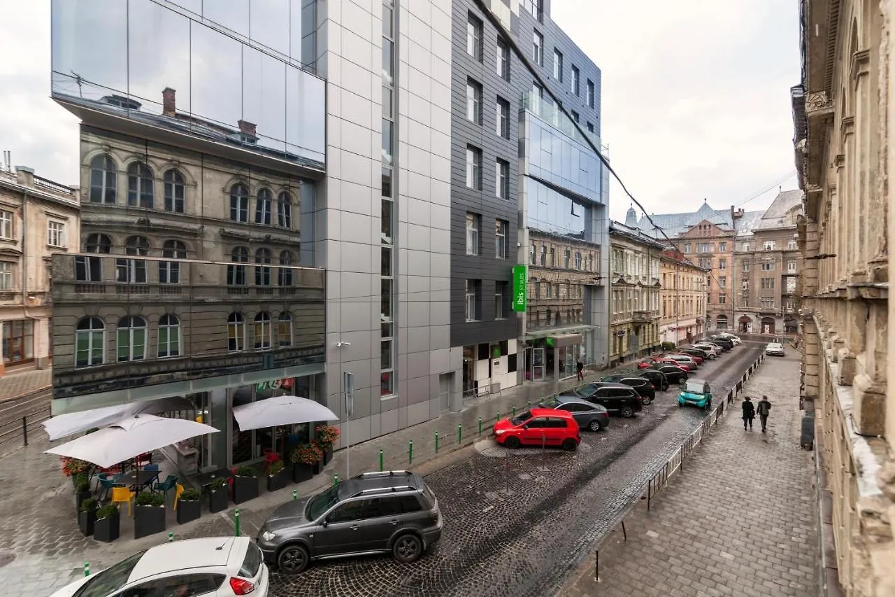 Center City Apartments Lwów